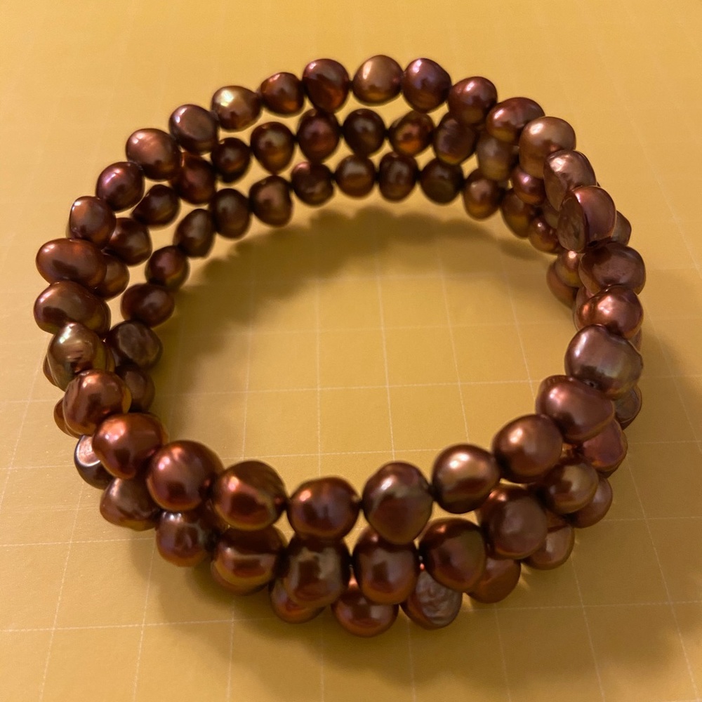 Pearl bracelet